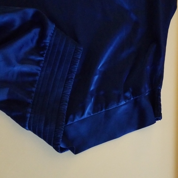 Express Blouson Top - Picture 8 of 8